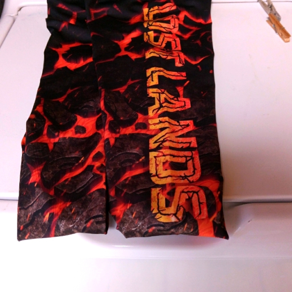 Lost Lands Lave Leggins